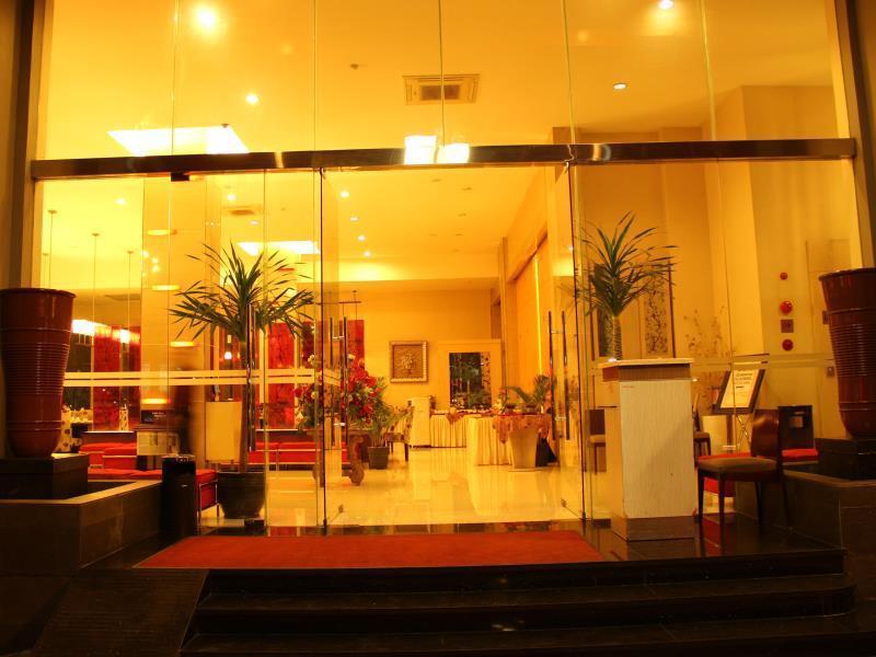 Scarlet Dago Hotel Bandung Eksteriør billede