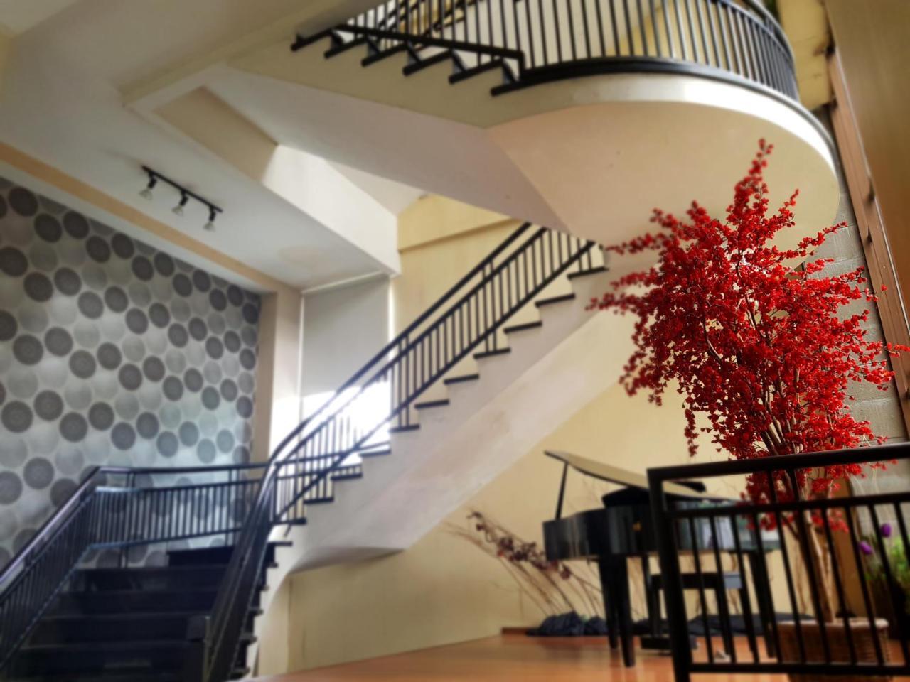Scarlet Dago Hotel Bandung Eksteriør billede