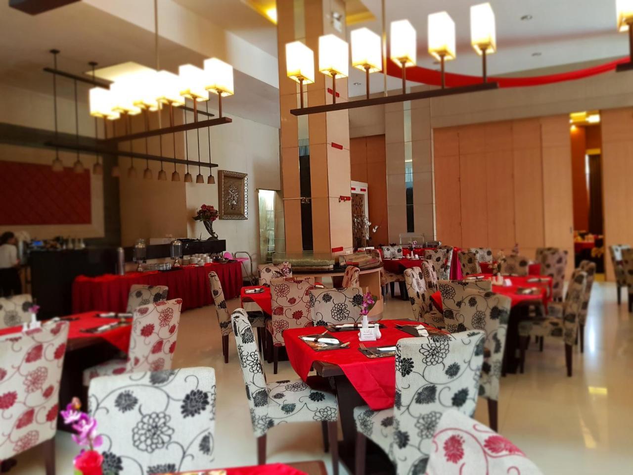 Scarlet Dago Hotel Bandung Eksteriør billede