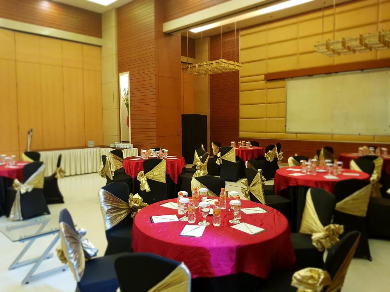 Scarlet Dago Hotel Bandung Eksteriør billede