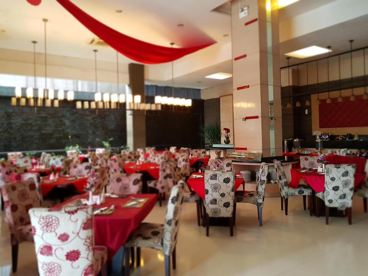 Scarlet Dago Hotel Bandung Eksteriør billede