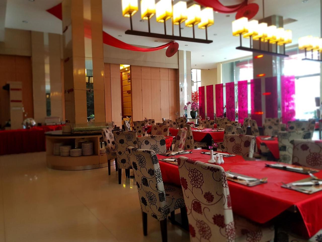 Scarlet Dago Hotel Bandung Eksteriør billede