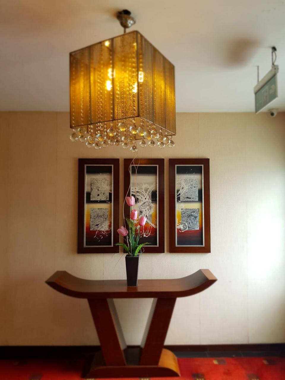 Scarlet Dago Hotel Bandung Eksteriør billede