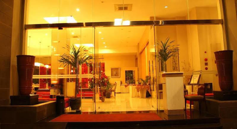 Scarlet Dago Hotel Bandung Eksteriør billede